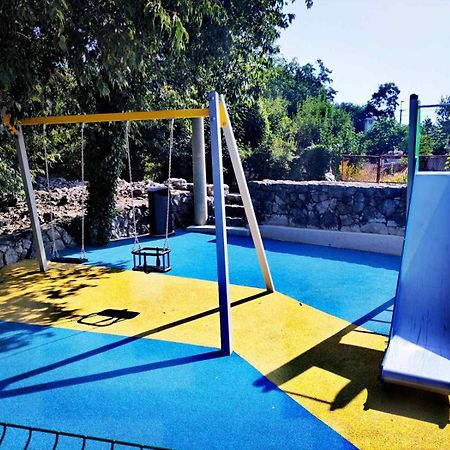 Apartman Tri Palme Gabonjin Zewnętrze zdjęcie